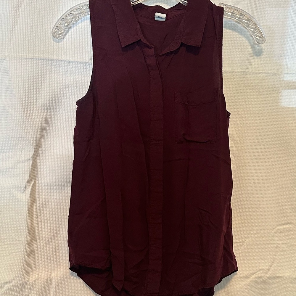 Sleeveless Burgundy Top